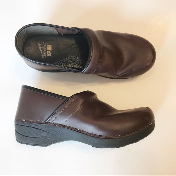 dansko shoes size 40